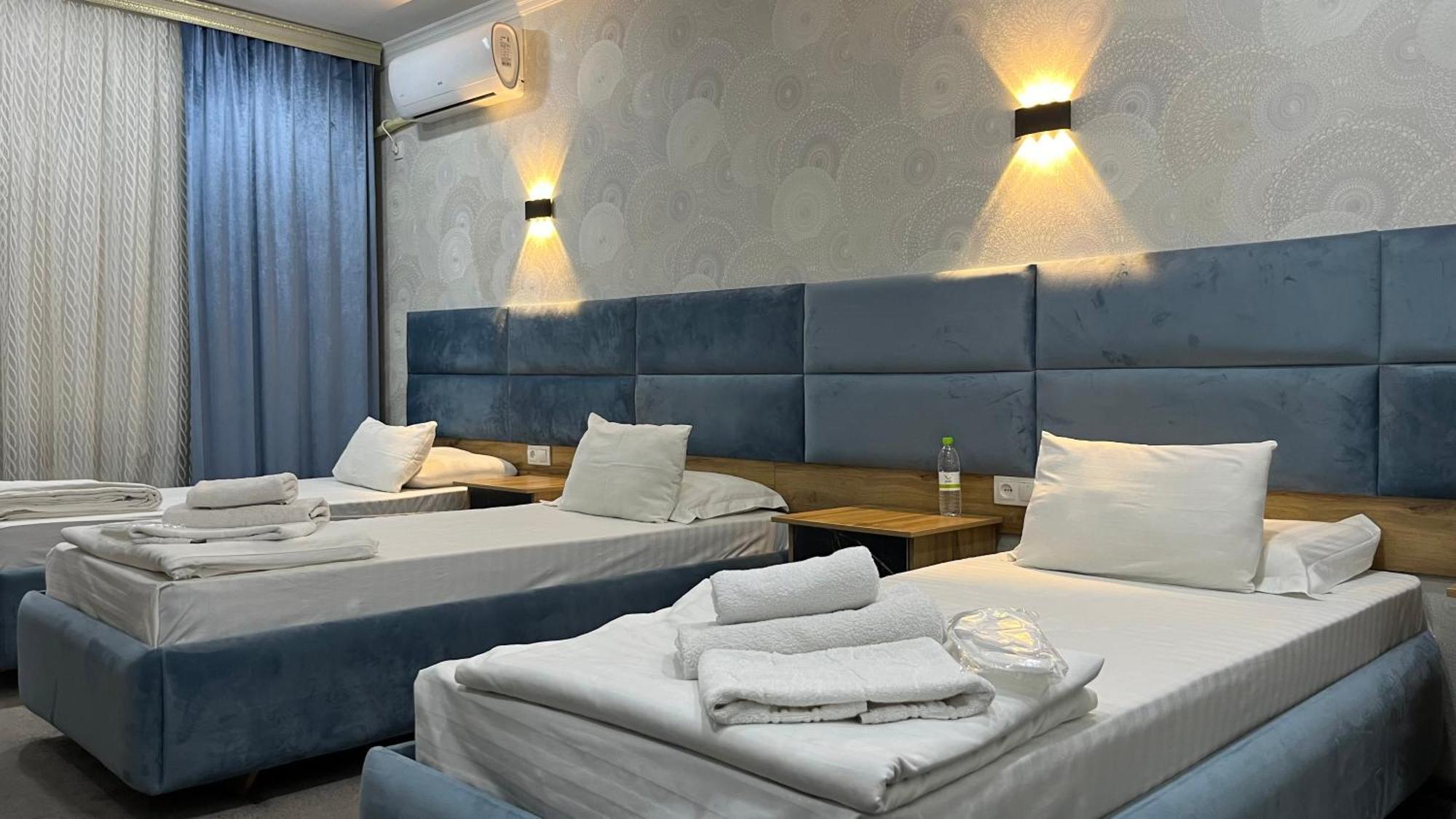 Sharq Hotel Urgench Exterior foto