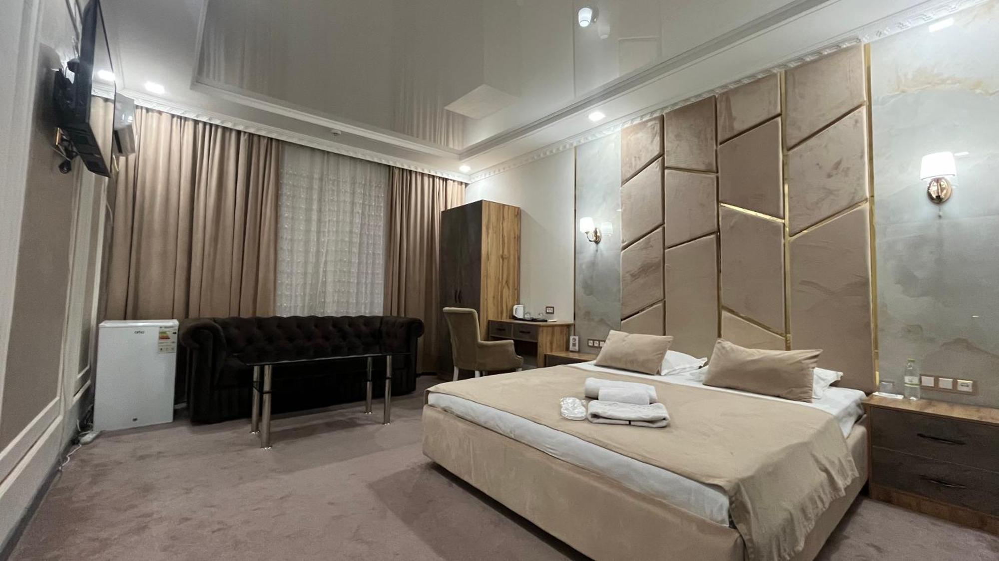 Sharq Hotel Urgench Exterior foto